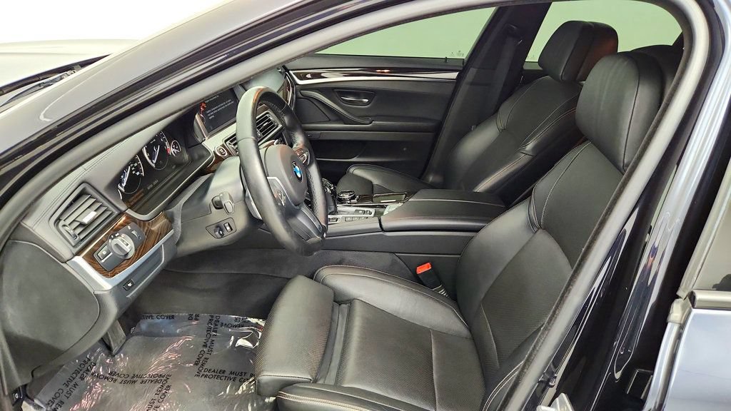 Used 2015 BMW 550i xDrive Sedan AWD/4WD image 21