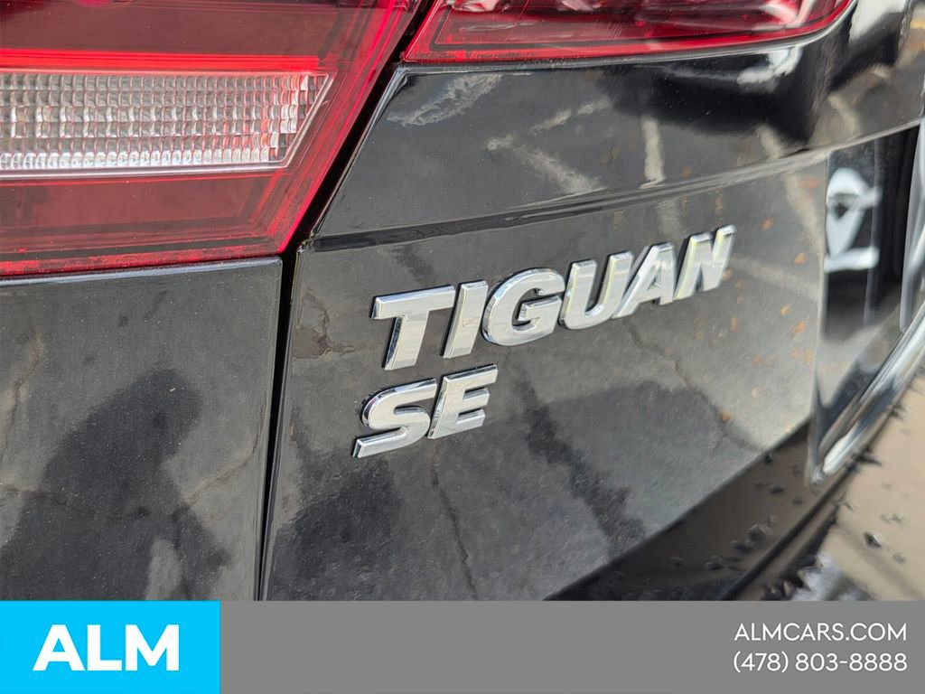 Used 2021 Volkswagen Tiguan SE image 29