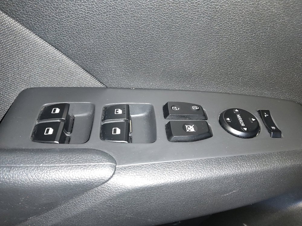 Used 2019 Hyundai Accent SE FWD image 27
