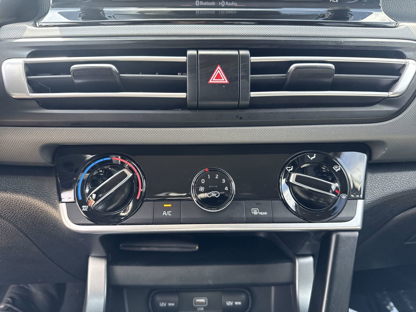 Used 2022 Kia Seltos LX image 16