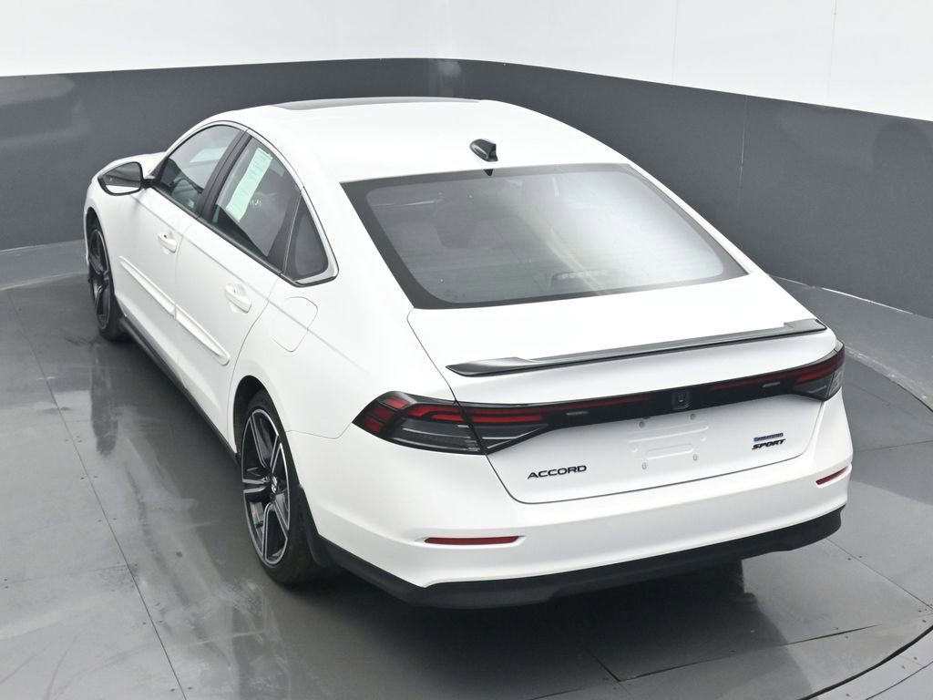 Used 2024 Honda Accord Sport image 18