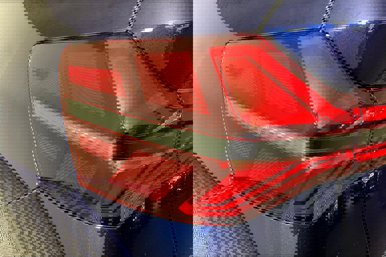 Certified 2025 BMW X3 xDrive30i w/ Premium Package image 32