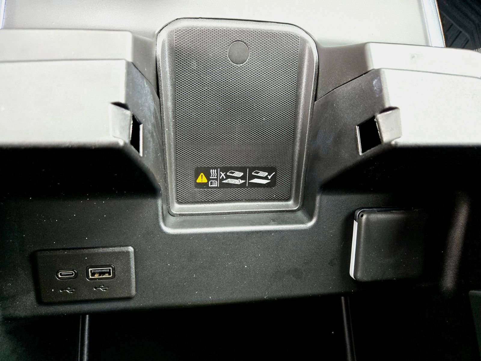 Used 2024 Chevrolet Silverado 2500 LT w/ Texas Edition AWD/4WD image 20