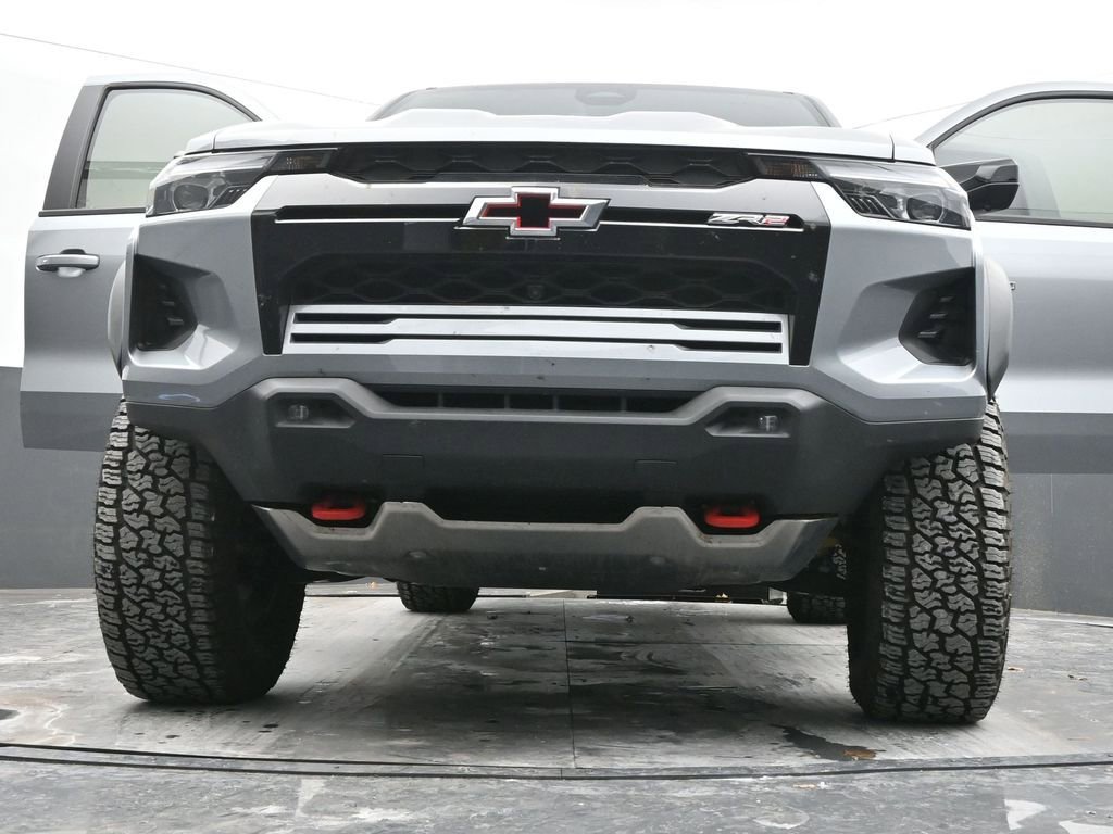 Used 2024 Chevrolet Colorado ZR2 w/ ZR2 Convenience Package III image 69