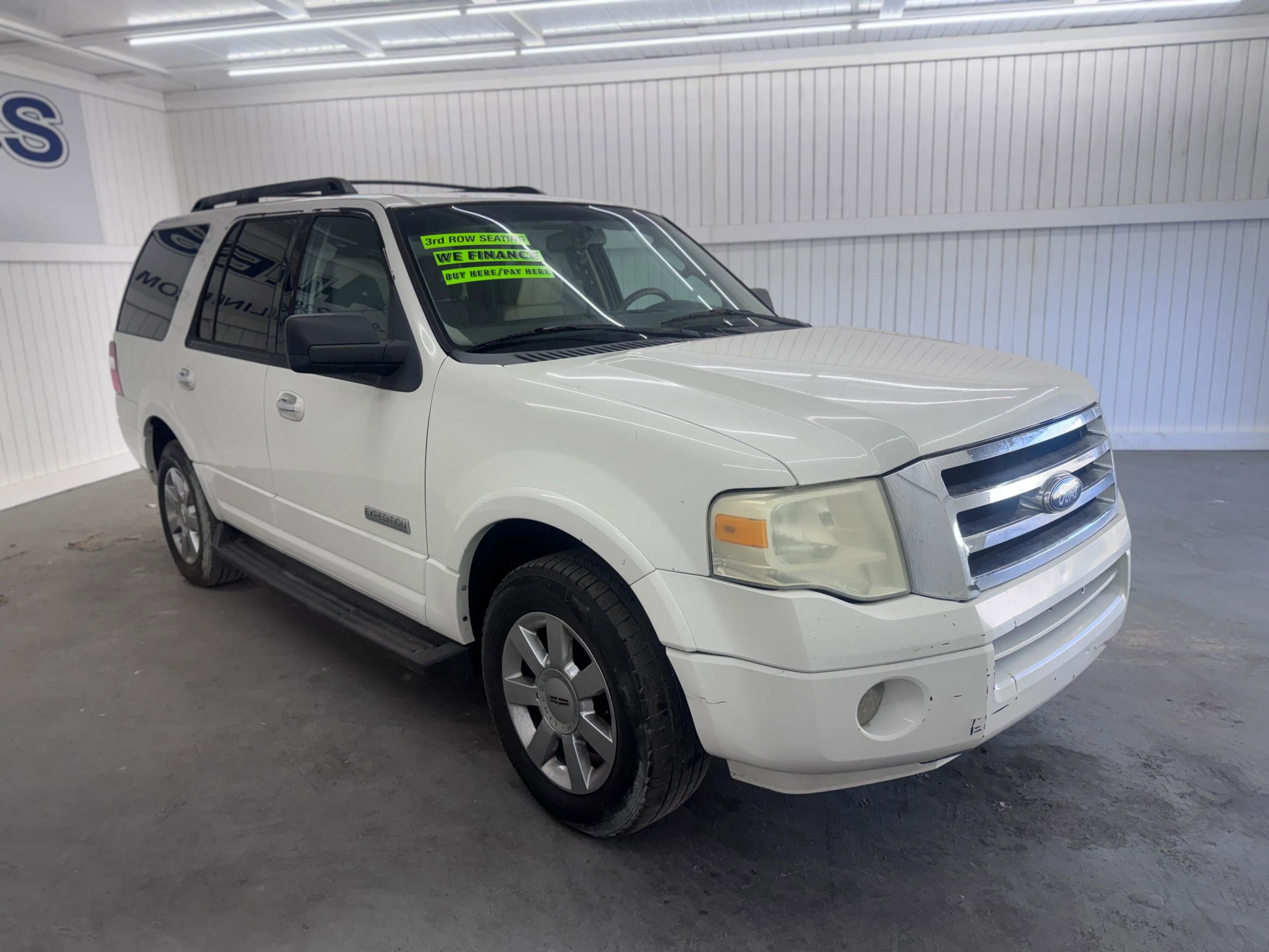 Used 2008 Ford Expedition XLT RWD image 3