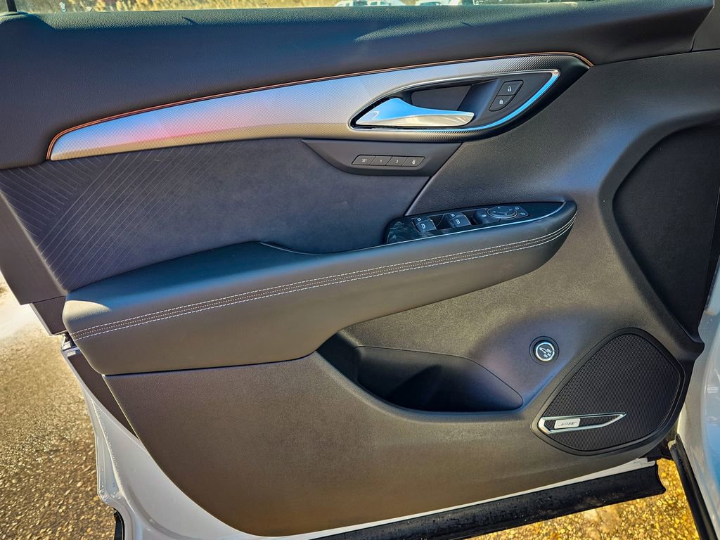 New 2026 Buick Envision Sport Touring image 9