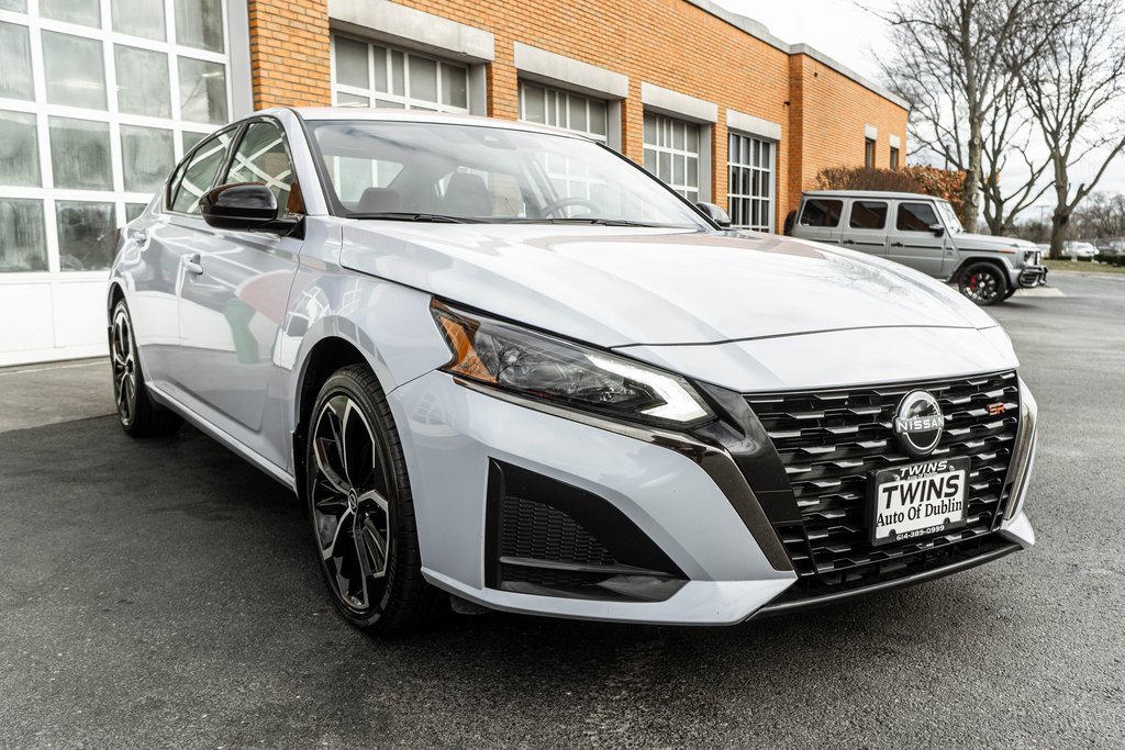 Used 2024 Nissan Altima 2.5 SR image 5