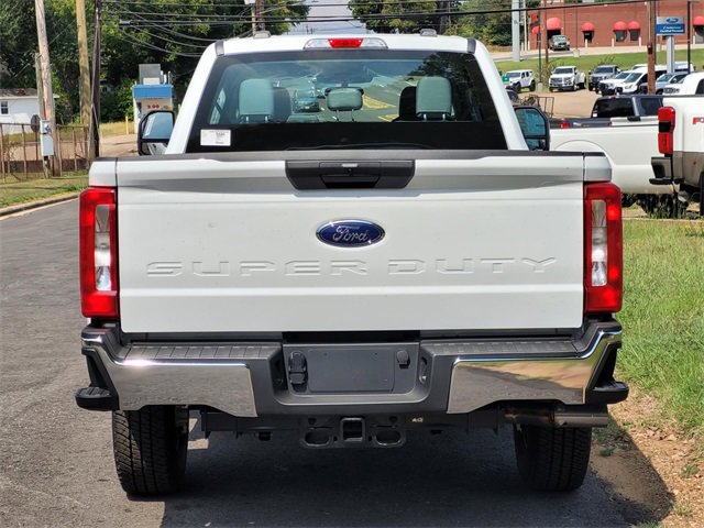New 2026 Ford F250 XL image 4
