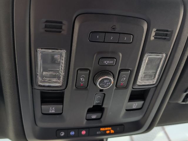 Used 2021 GMC Yukon Denali image 13