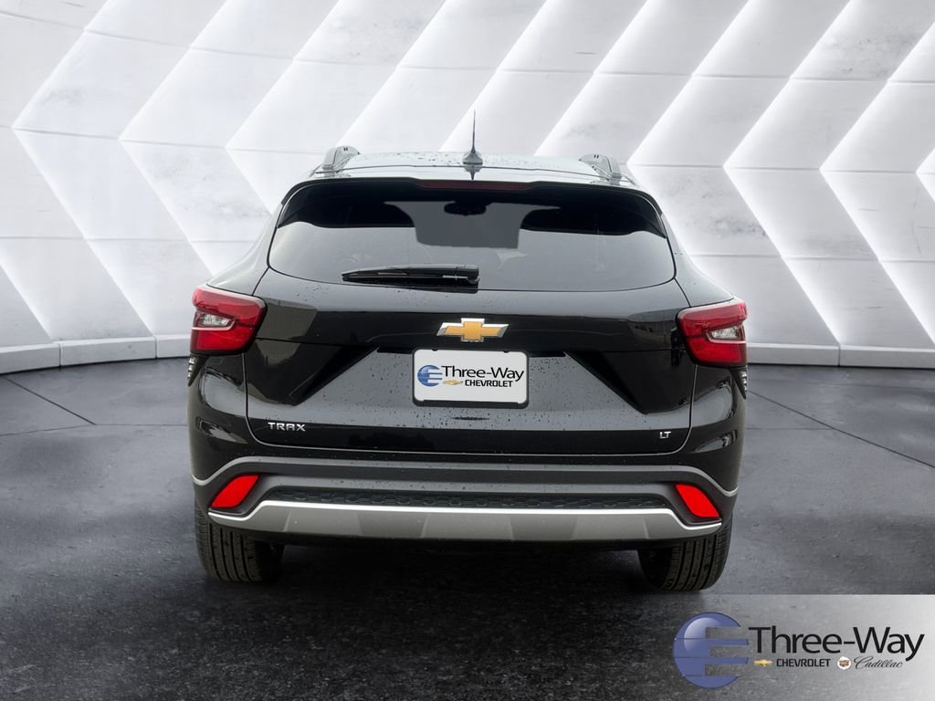 Certified 2024 Chevrolet Trax LT w/ LT Convenience Package image 4