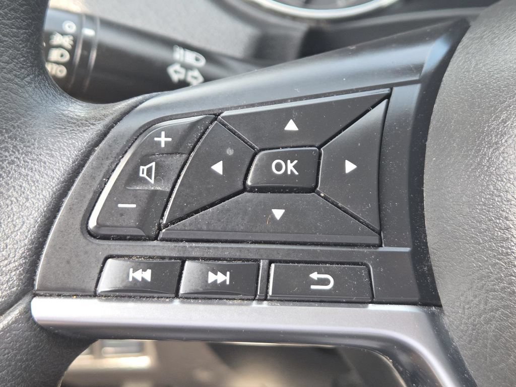 Used 2022 Nissan Rogue Sport S FWD image 29