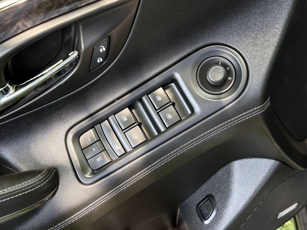 Used 2016 Buick LaCrosse Leather w/ Experience Buick Package FWD image 14