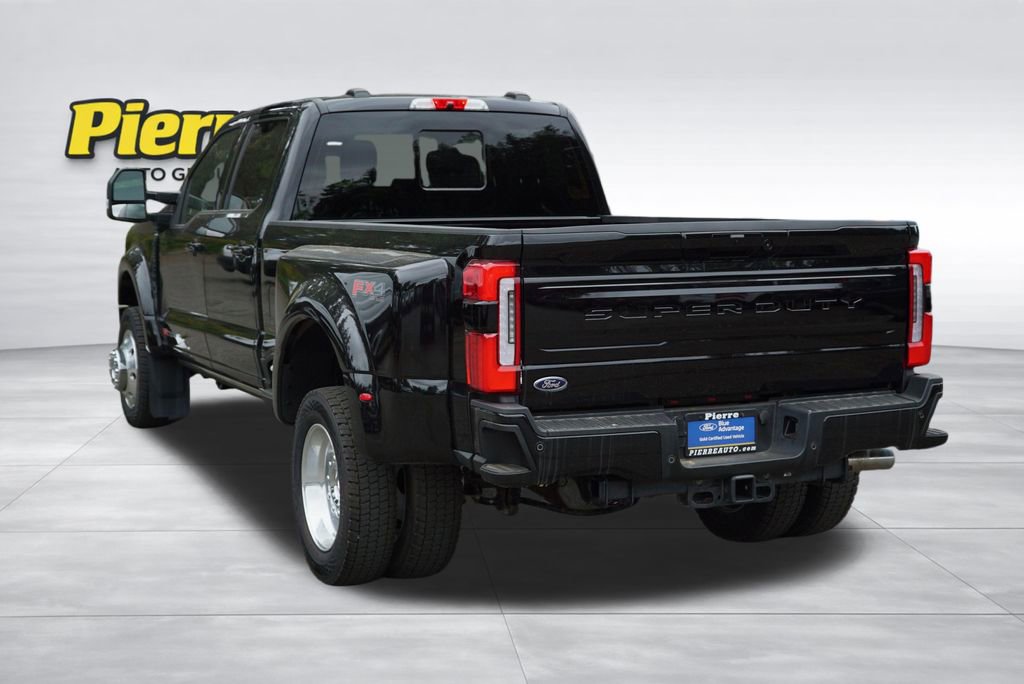 Certified 2025 Ford F450 Platinum w/ FX4 Off-Road Package AWD/4WD image 9