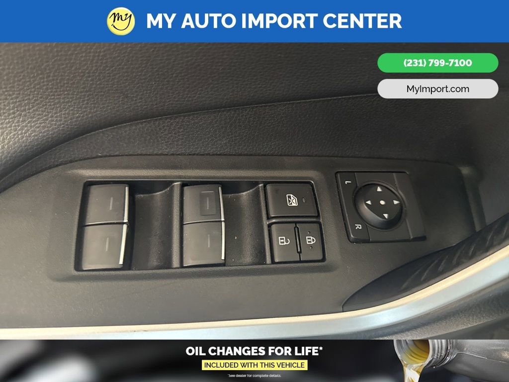 Used 2024 Toyota RAV4 Adventure image 11