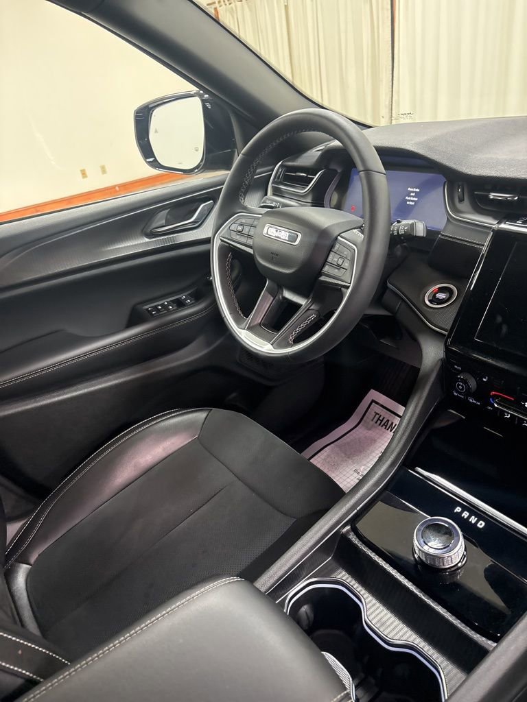 Used 2024 Jeep Grand Cherokee Altitude image 26