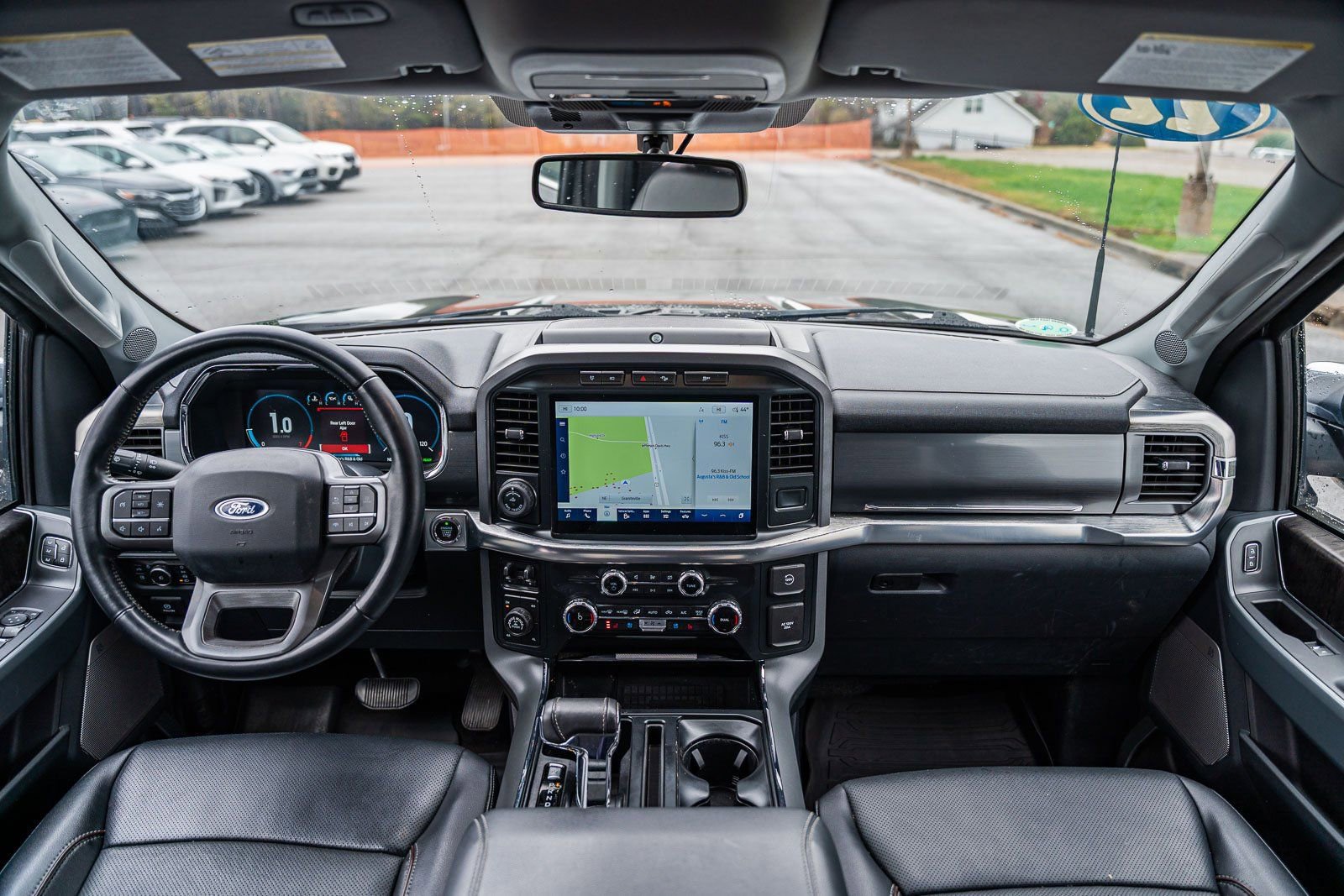 Used 2022 Ford F150 Lariat image 23