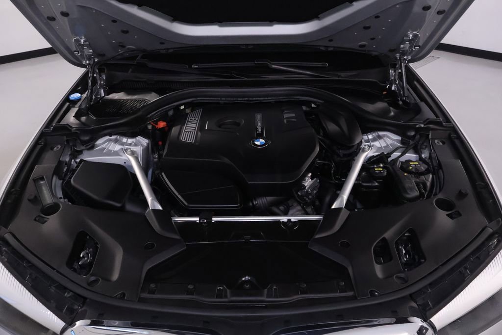 Used 2019 BMW 530i xDrive w/ Convenience Package AWD/4WD image 35