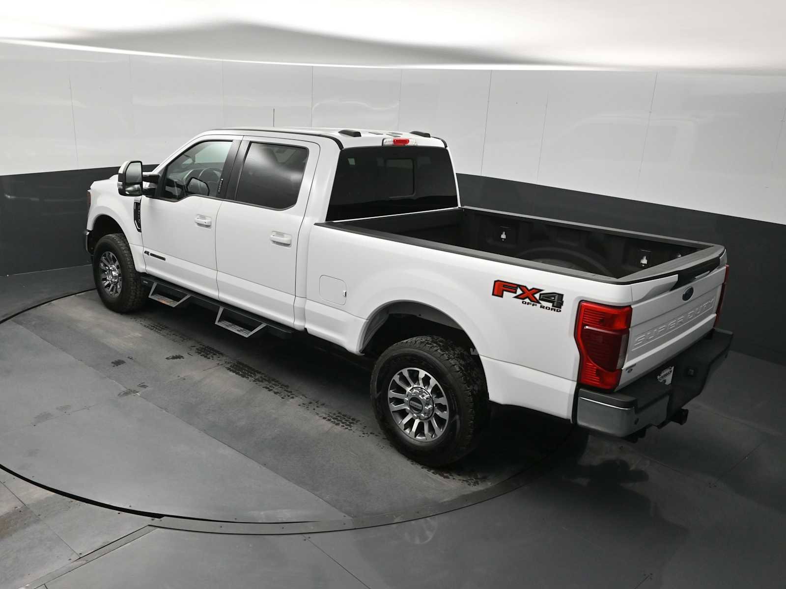 Used 2021 Ford F250 Lariat w/ Lariat Value Package image 12
