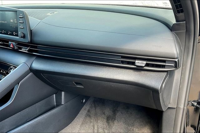 New 2025 Hyundai Elantra Sport image 24