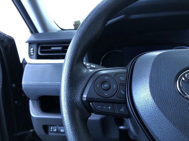 Certified 2025 Toyota RAV4 XLE AWD/4WD image 25