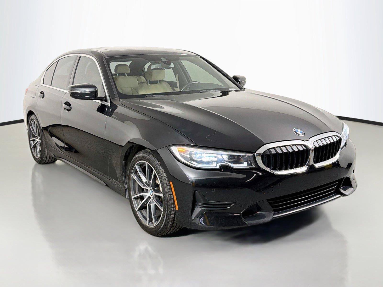 Used 2021 BMW 330i Sedan w/ Driving Assistance Package RWD image 3