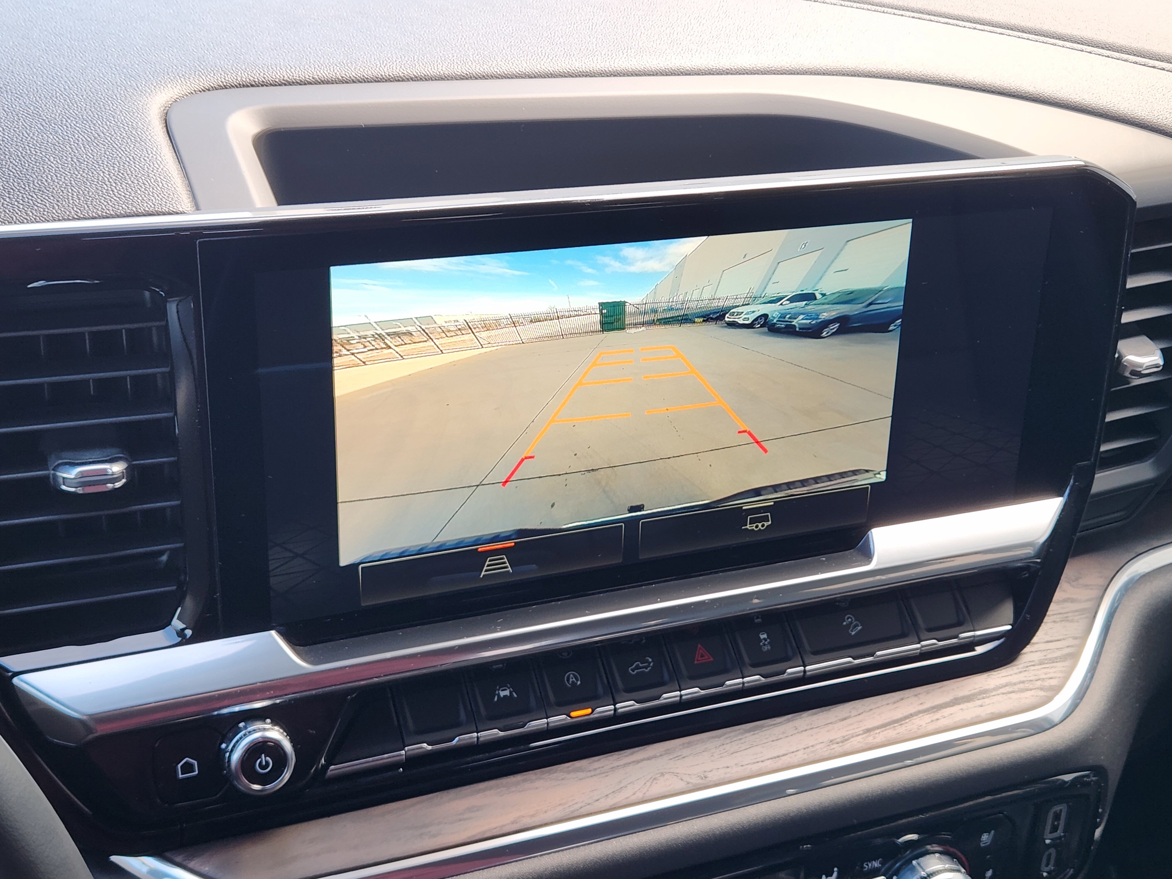 Used 2023 GMC Sierra 1500 SLT w/ SLT Convenience Package image 18