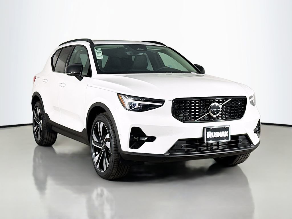 New 2026 Volvo XC40 B5 Ultra w/ Climate Package image 1