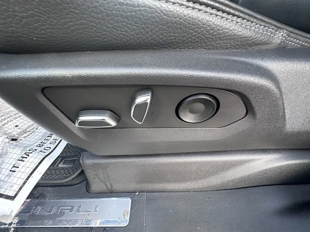 Used 2023 GMC Sierra 1500 Denali w/ Technology Package image 11