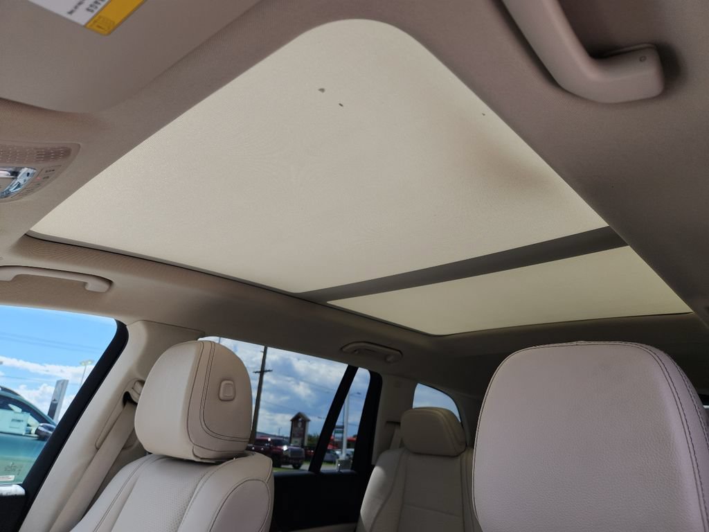 Used 2024 Mercedes-Benz GLS 450 4MATIC image 5