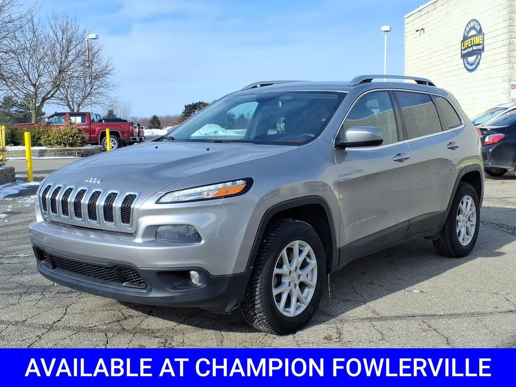 Used 2016 Jeep Cherokee Latitude w/ Cold Weather Group image 3