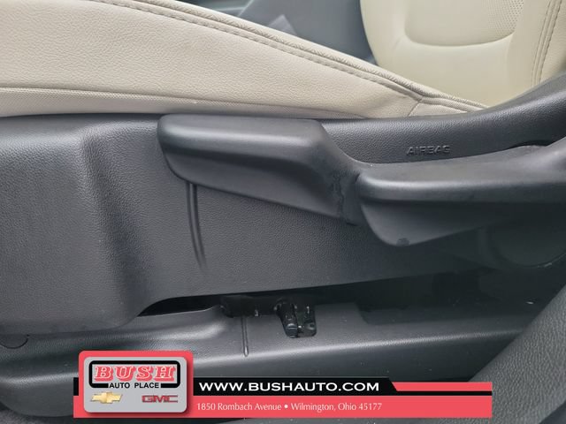Used 2024 Buick Encore GX Sport Touring FWD image 18