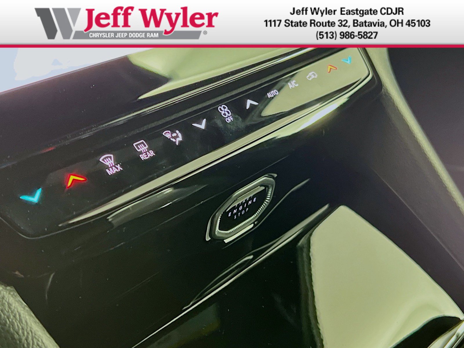 New 2026 Jeep Grand Cherokee Limited w/ Limited Altitude Package AWD/4WD image 11