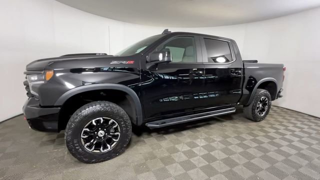Used 2022 Chevrolet Silverado 1500 ZR2 w/ Technology Package AWD/4WD image 9