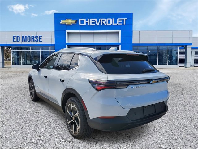 New 2026 Chevrolet Equinox EV LT image 4