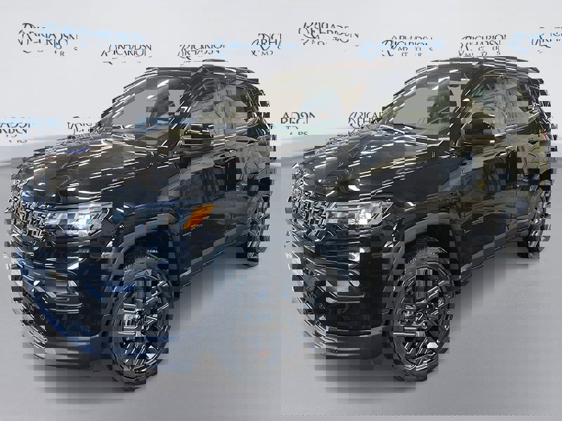 New 2026 Jeep Compass Latitude image 1