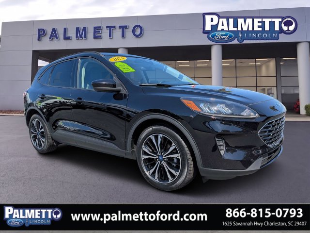 Used 2022 Ford Escape SE w/ SE Sport Appearance Package