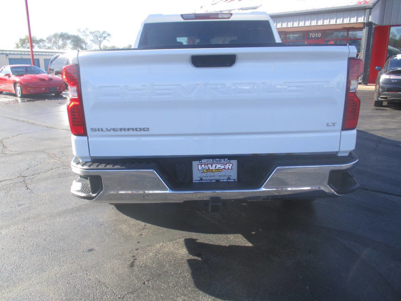 Used 2024 Chevrolet Silverado 1500 LT AWD/4WD image 4