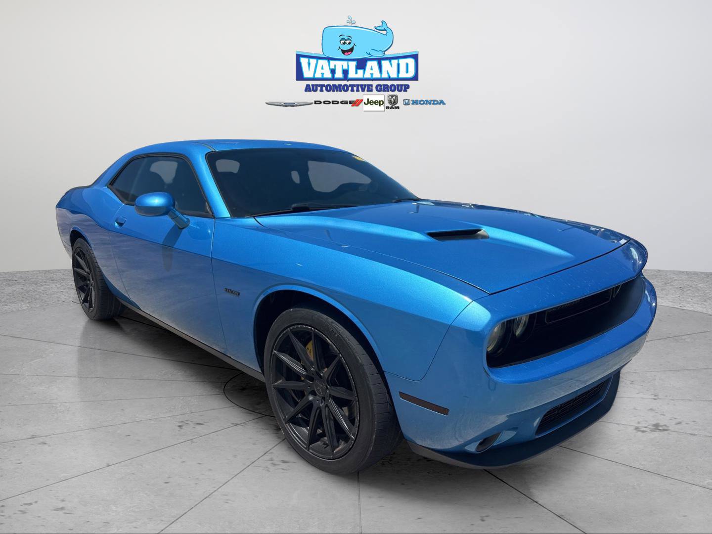Used 2016 Dodge Challenger R/T w/ Blacktop Package RWD image 21