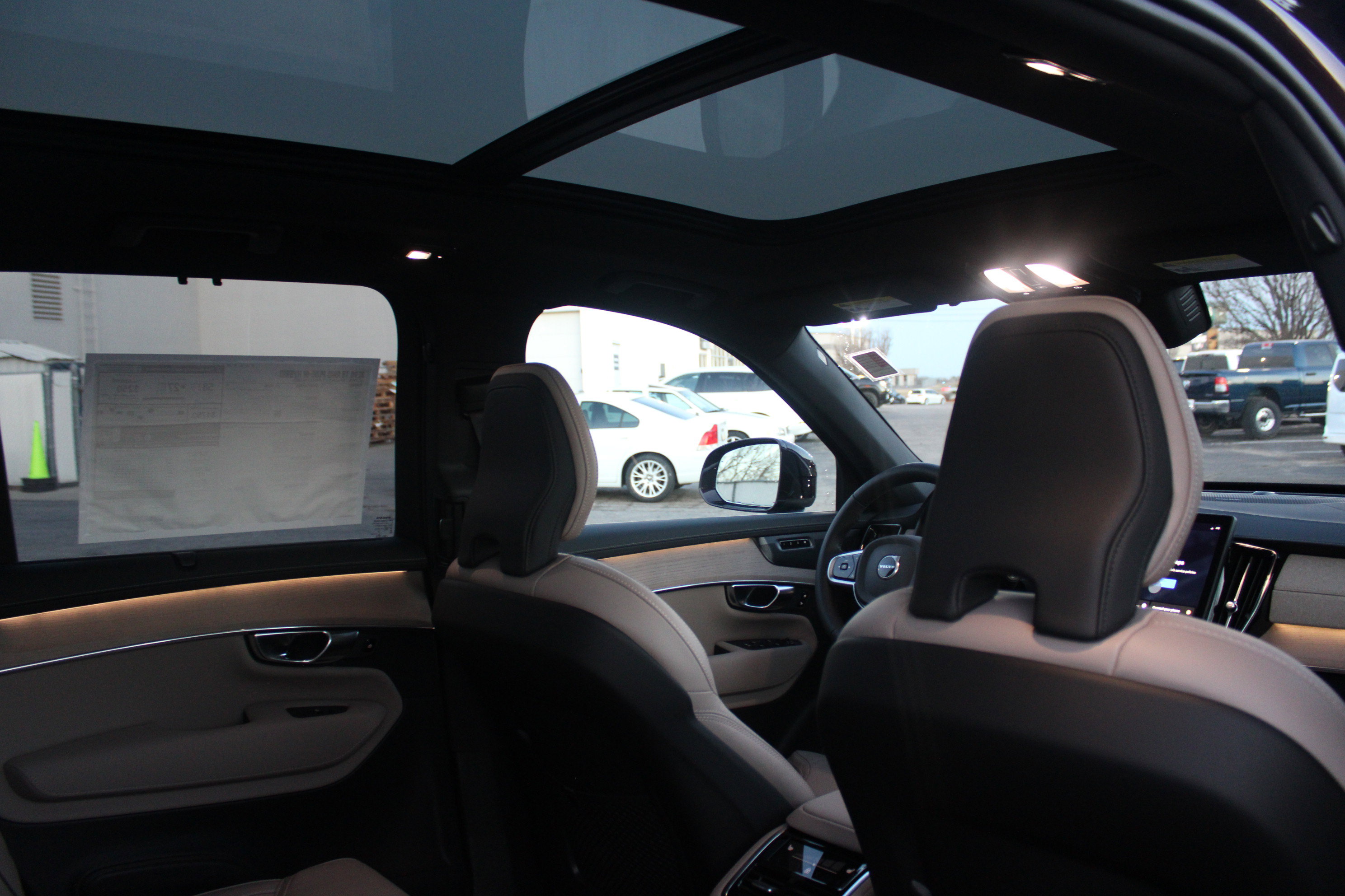 New 2026 Volvo XC90 T8 Ultra w/ Protection Package Premier AWD/4WD image 41