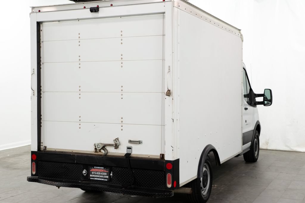 Used 2017 Ford Transit 250 138 RWD image 11