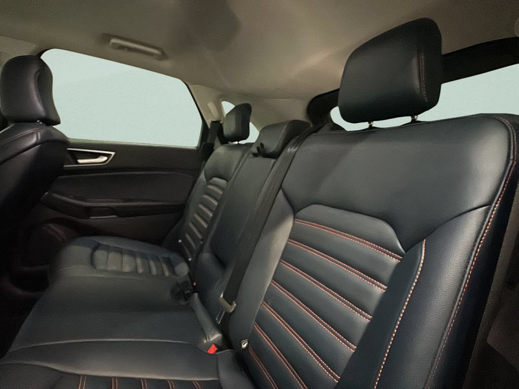Used 2023 Ford Edge SEL w/ Sport Appearance Package AWD/4WD image 16