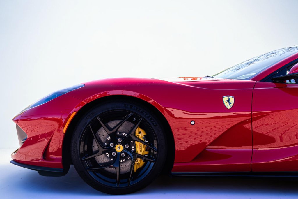Certified 2018 Ferrari 812 Superfast RWD image 29