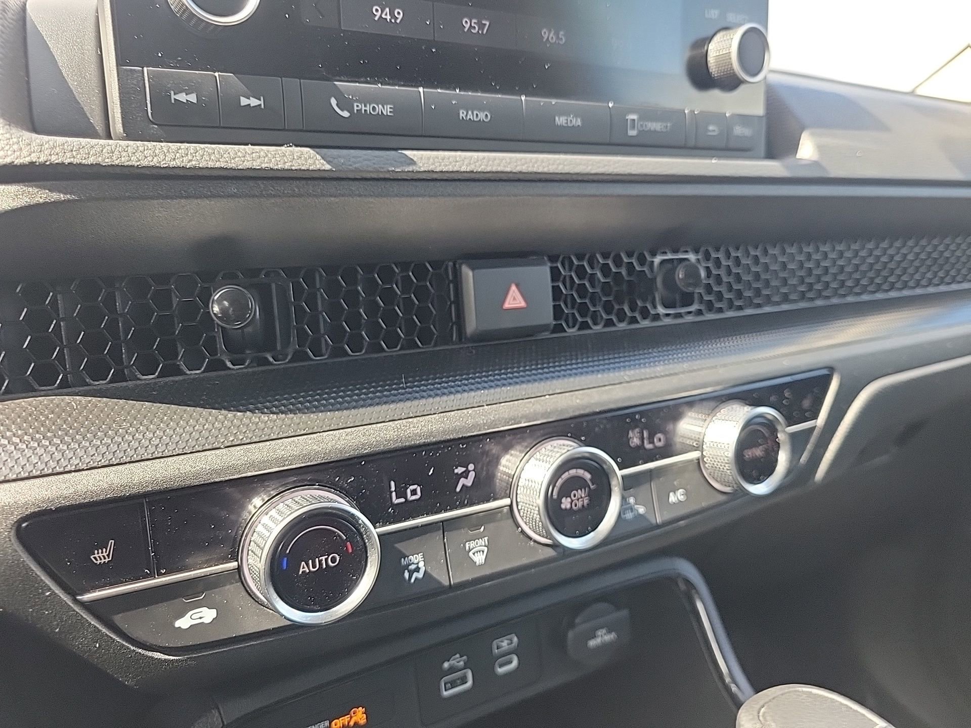 Used 2025 Honda CR-V EX image 25