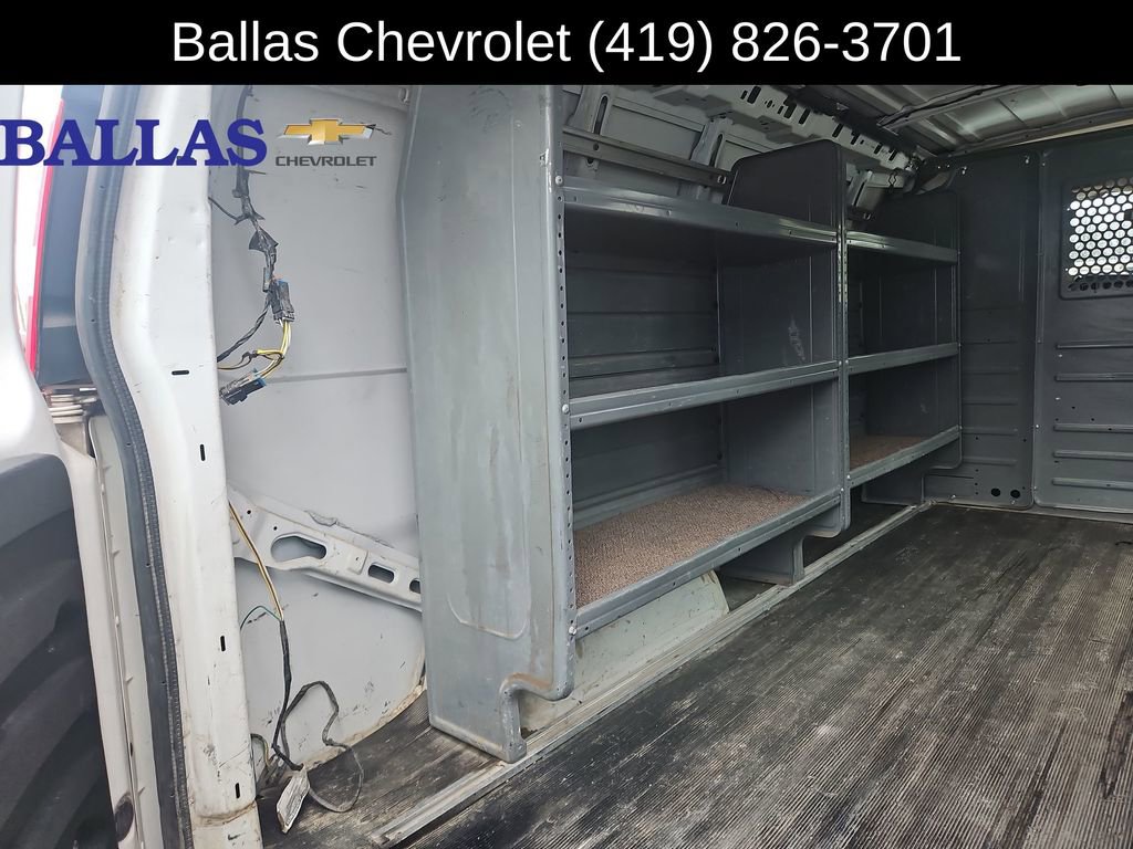 Used 2015 GMC Savana 2500 RWD image 23