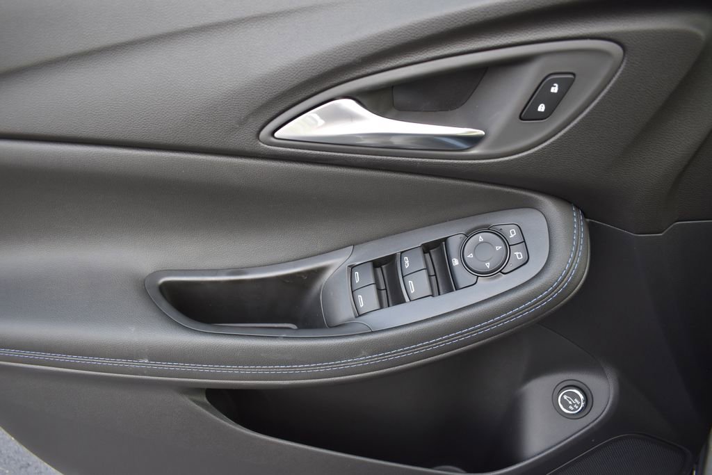 New 2026 Buick Encore GX Sport Touring w/ Advanced Technology Package FWD image 11