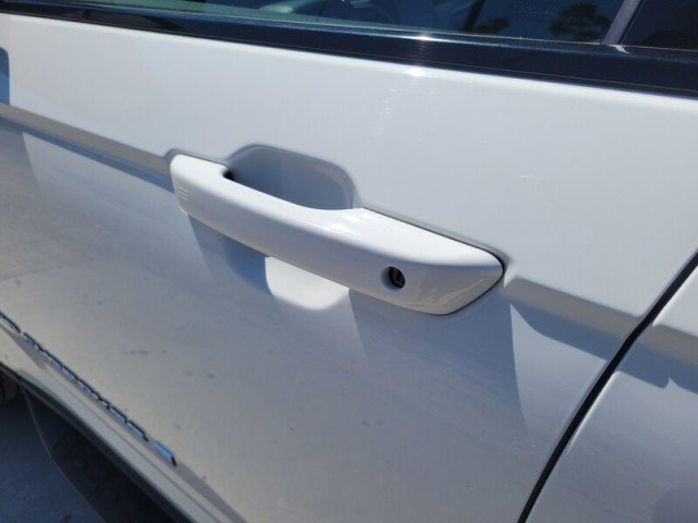 Used 2021 Jeep Grand Cherokee L Limited image 11