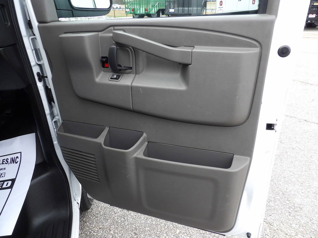 Used 2023 Chevrolet Express 2500 LS w/ Driver Convenience Package image 37