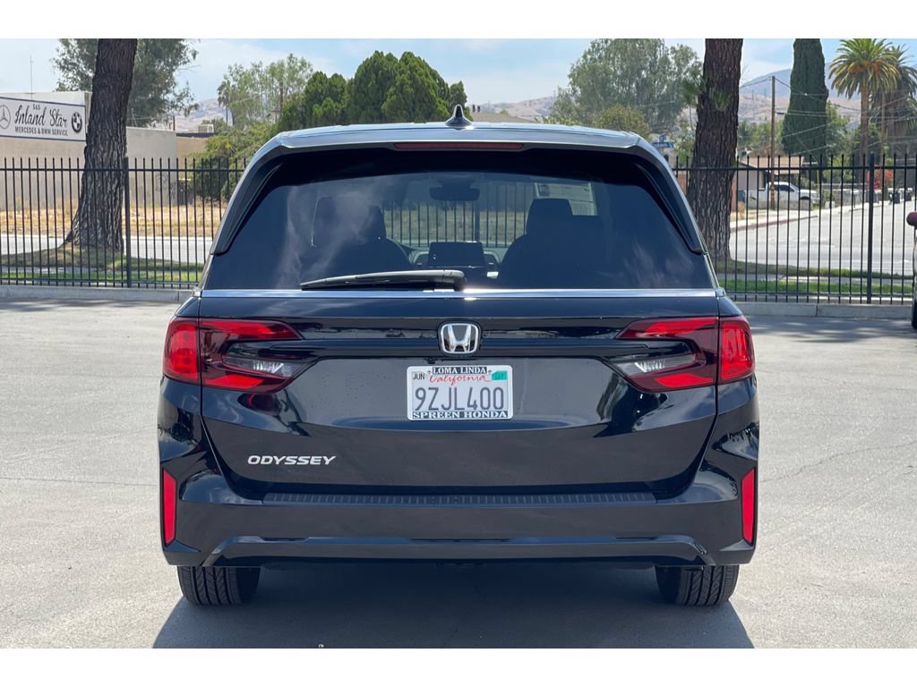 Certified 2026 Honda Odyssey EX-L image 4