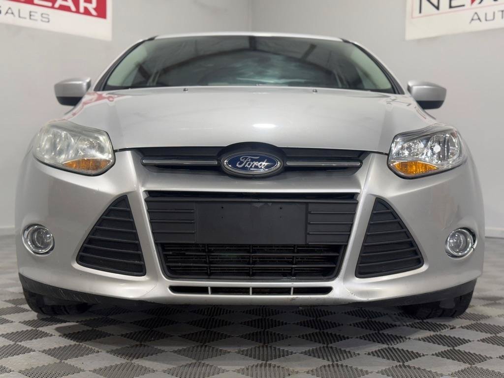 Used 2012 Ford Focus SE FWD image 4