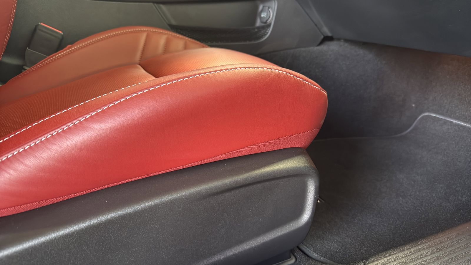 Used 2023 Dodge Challenger SRT Hellcat RWD image 24